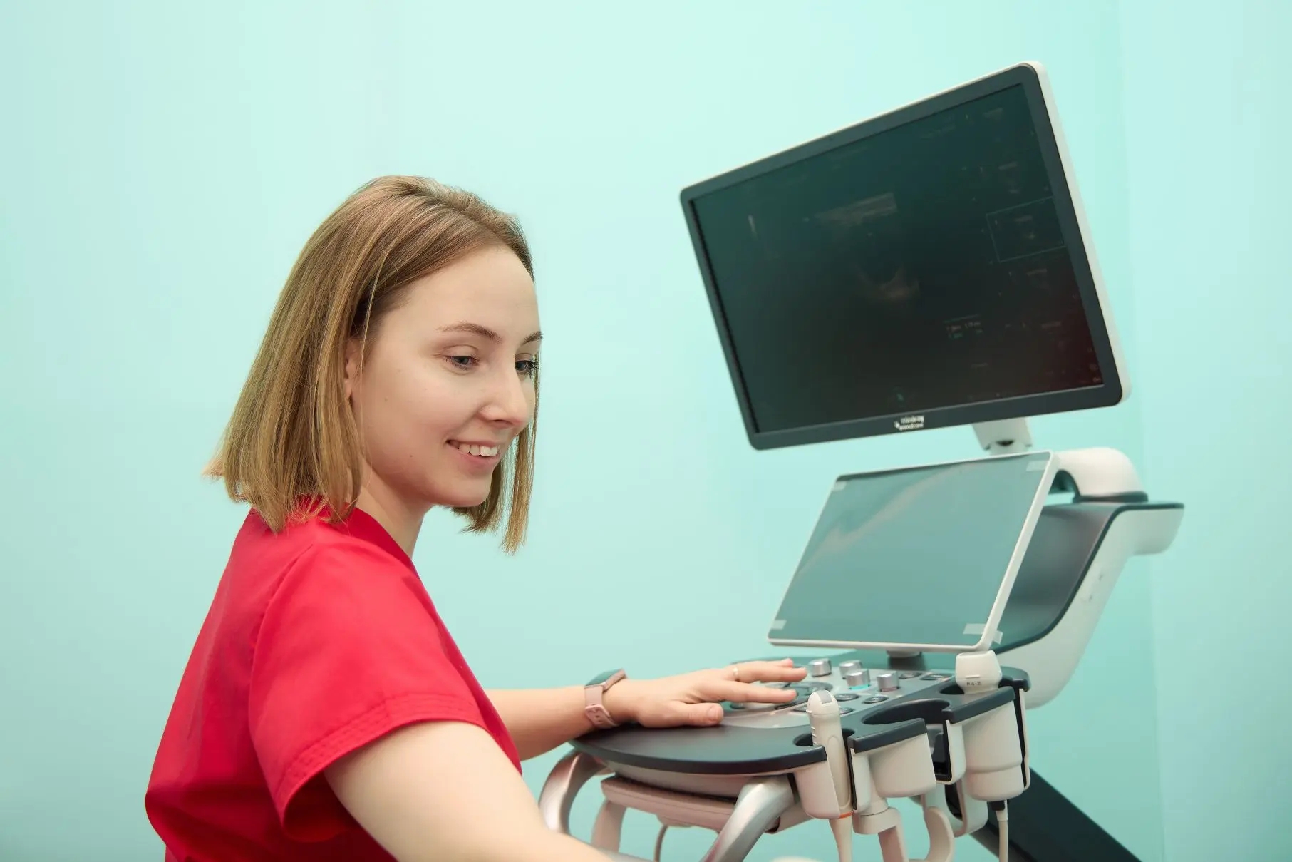 Екатерина Казанцева - ветеринарный врач на приеме